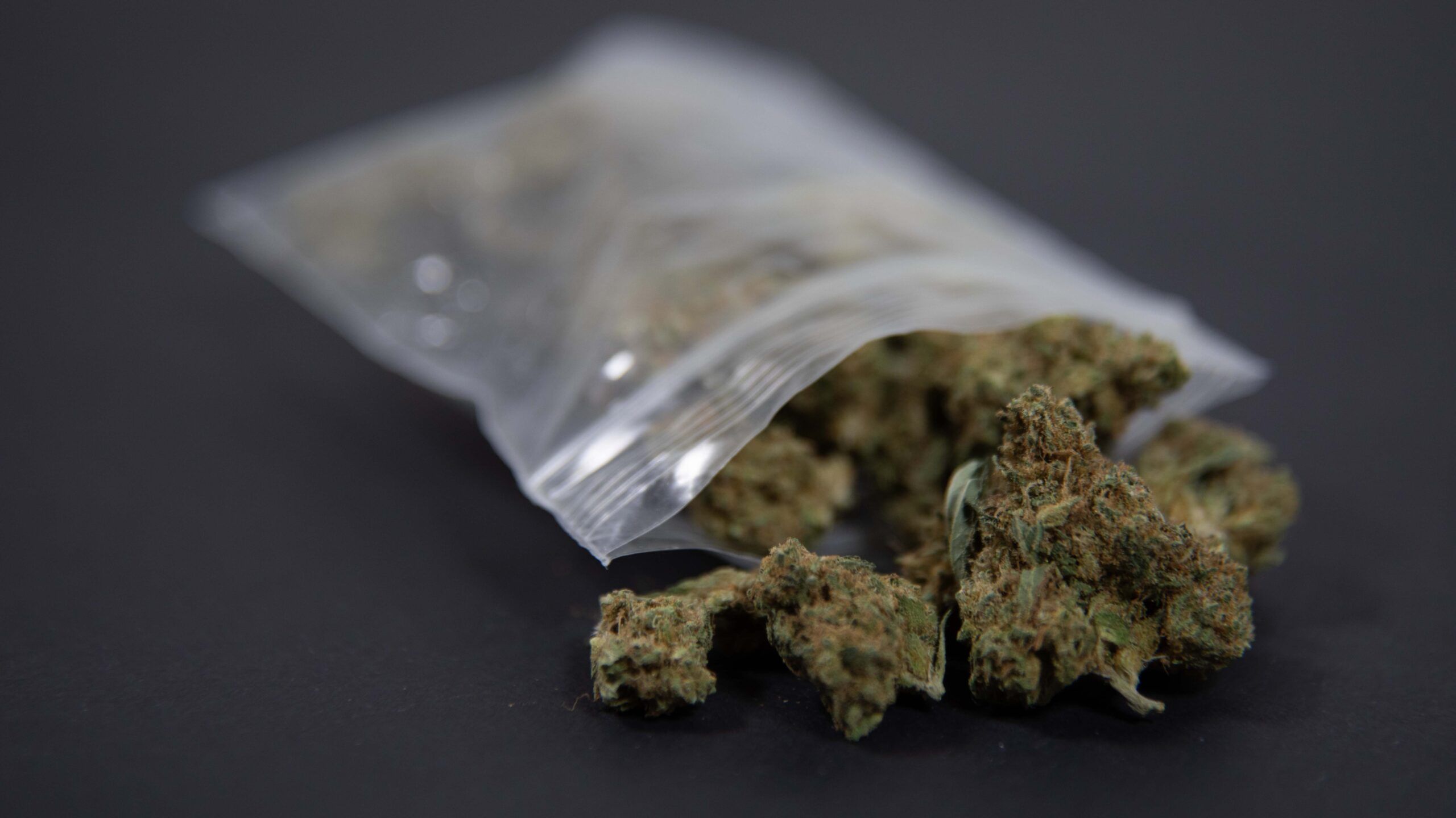 Cutting Costs or Cutting Corners? The Truth About Black Market Vapes